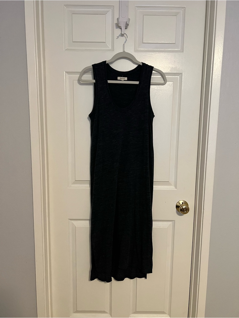 Madewell Gray Sleeveless Scoop Neck Midi Dress